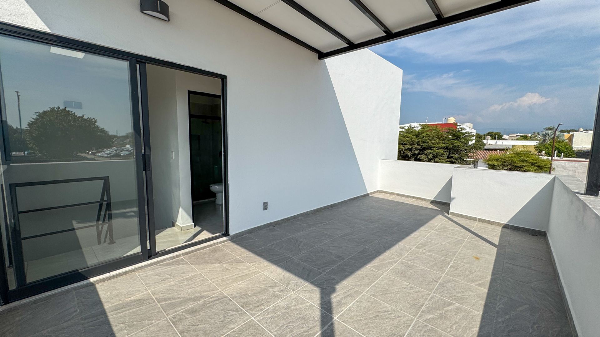 Featured image 3